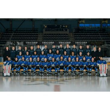 Ingelijste teamfoto Tilburg Trappers 2025 - 2026